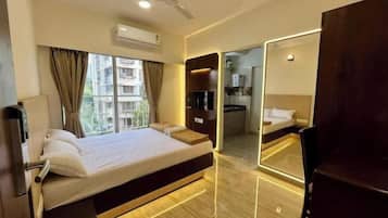1 bedroom, iron/ironing board, WiFi, bed sheets