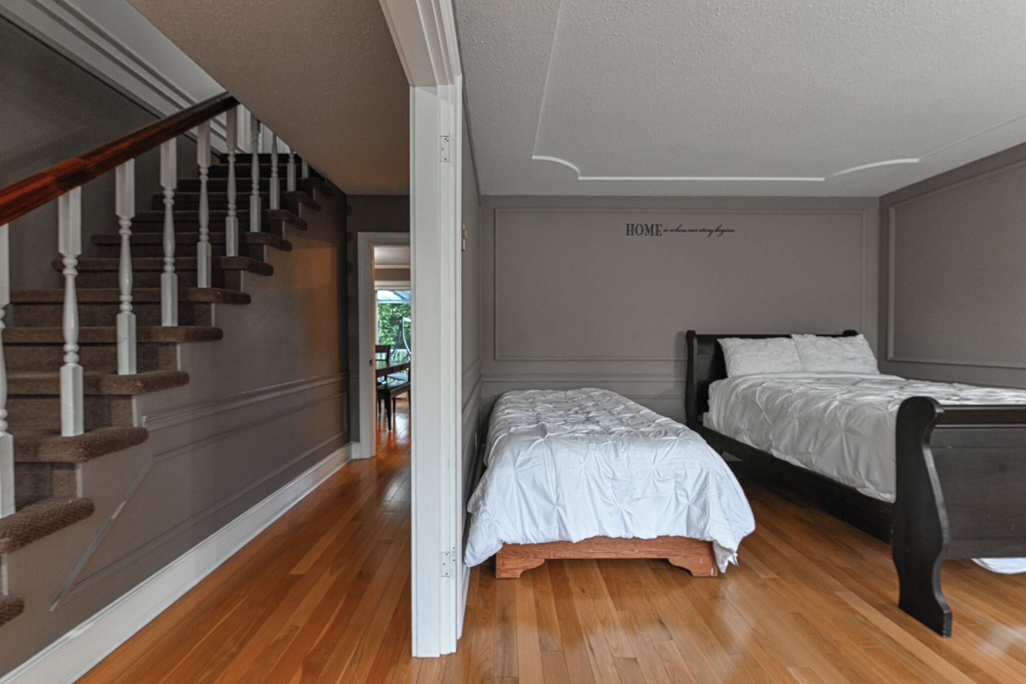 5 chambres, fer et planche à repasser, accès au Wi-Fi (inclus)