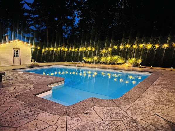 Piscine extérieure, piscine chauffée