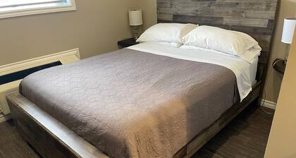 Timber Wolf Inn Motel