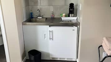 Family Studio Suite, Garden View | Free WiFi