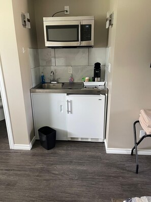 Family Studio Suite, Garden View | Free WiFi