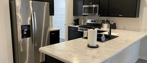 Microwave, oven, stovetop, dishwasher