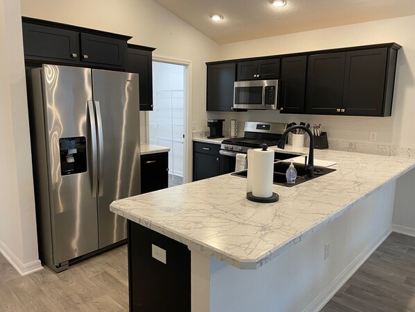 Microwave, oven, stovetop, dishwasher