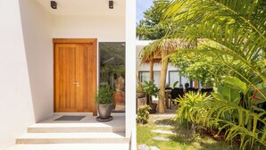 4 Bedroom Villa With Pool & Corner View | ตู้นิรภัยในห้องพัก, ห้องเก็บเสียง, Wi-Fi ฟรี