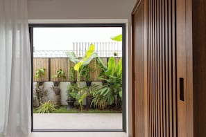 Villa, 4 chambres, piscine privée | Coffres-forts dans les chambres, chambres insonorisées, Wi-Fi gratuit
