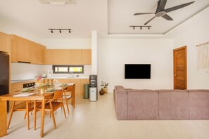 4 Bedroom Villa With Pool & Corner View | Private kitchen | Electric kettle