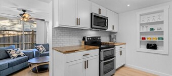 Coastal 2-Bedroom Home Minutes to Beach