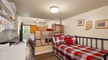 3 chambres, bureau, Wi-Fi gratuit