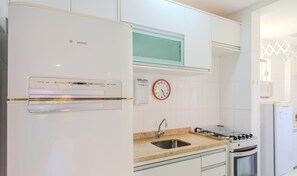 Basic Apartment | Private kitchen