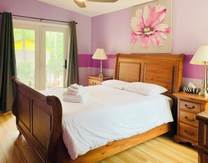 2 slaapkamers, een strijkplank/strijkijzer, wifi, beddengoed