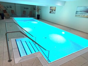 Pool - Südwind 05 - apartment, close to the beach, swimming pool, sauna, parking, WLAN, and balcony (Zempin)