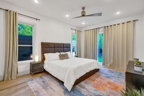 5 Schlafzimmer, Bügeleisen/Bügelbrett, kostenloses WLAN, Bettwäsche