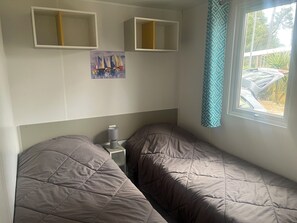 3 chambres, fer et planche à repasser, Wi-Fi