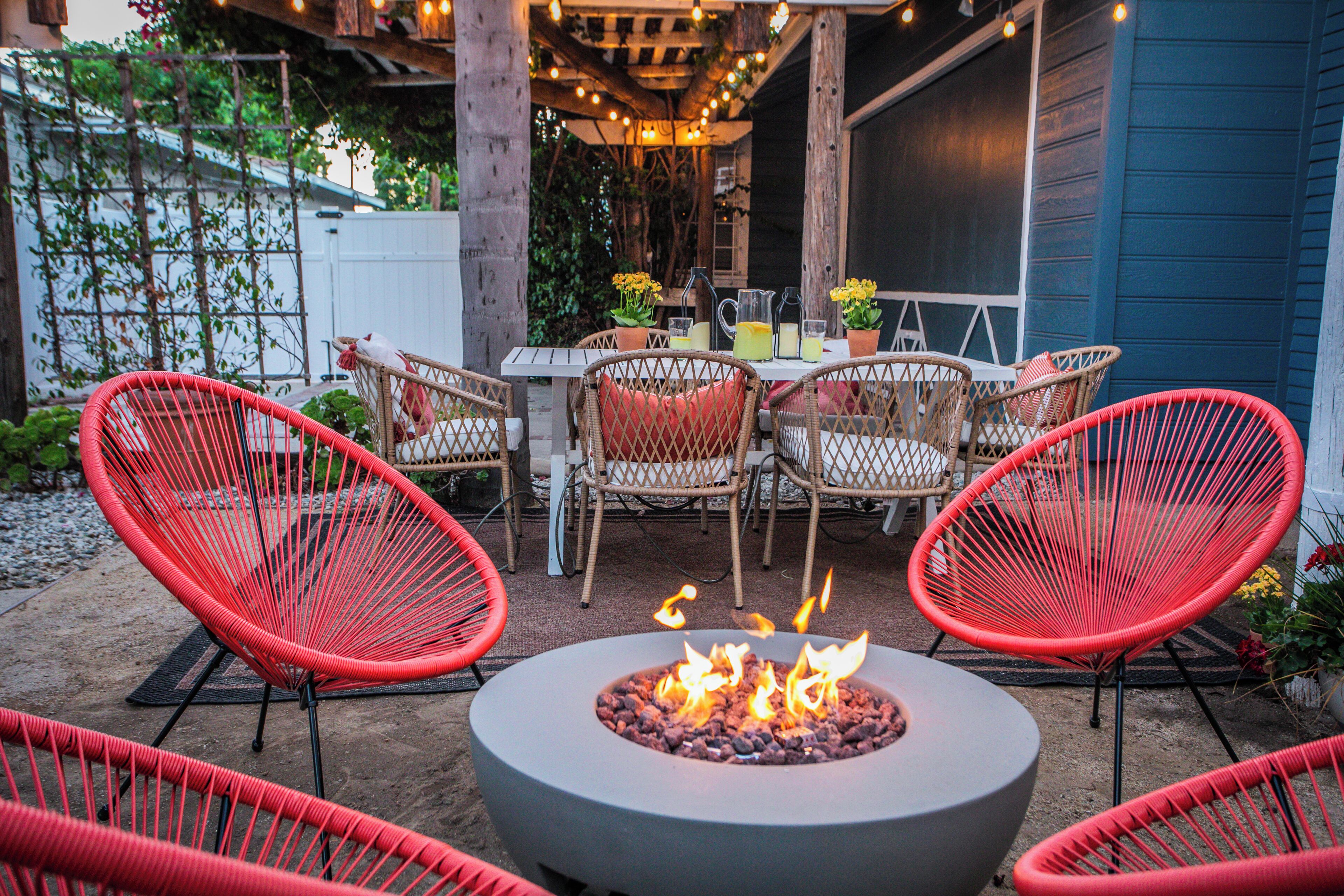 تناول الطعام بالخارج