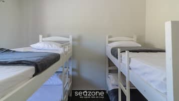 Basic-Villa | 4 Schlafzimmer, kostenloses WLAN