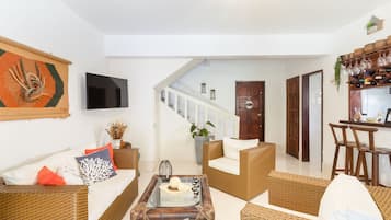 Basic Villa | Living area