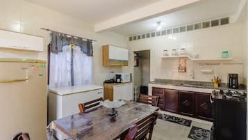 Basic Villa | Private kitchen