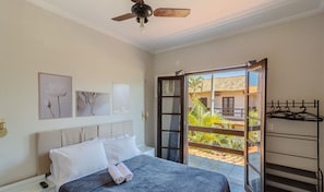 Basic Villa | 4 bedrooms, free WiFi