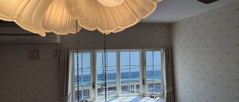 3 slaapkamers, een bureau, een strijkplank/strijkijzer, gratis wifi