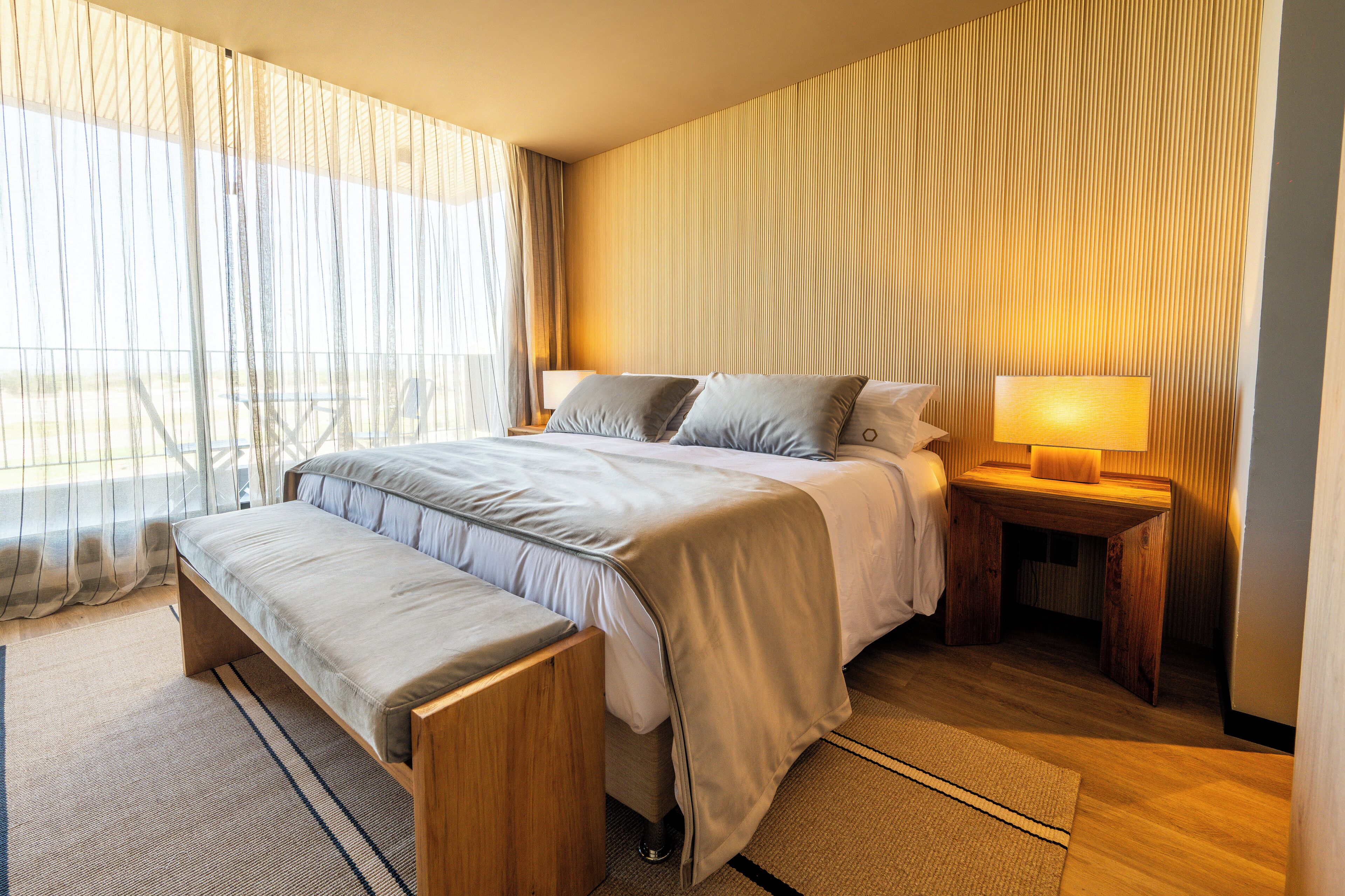 Suite estudio superior, vistas a la playa | Caja fuerte y wifi gratis