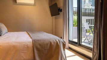 Coffres-forts dans les chambres, Wi-Fi gratuit