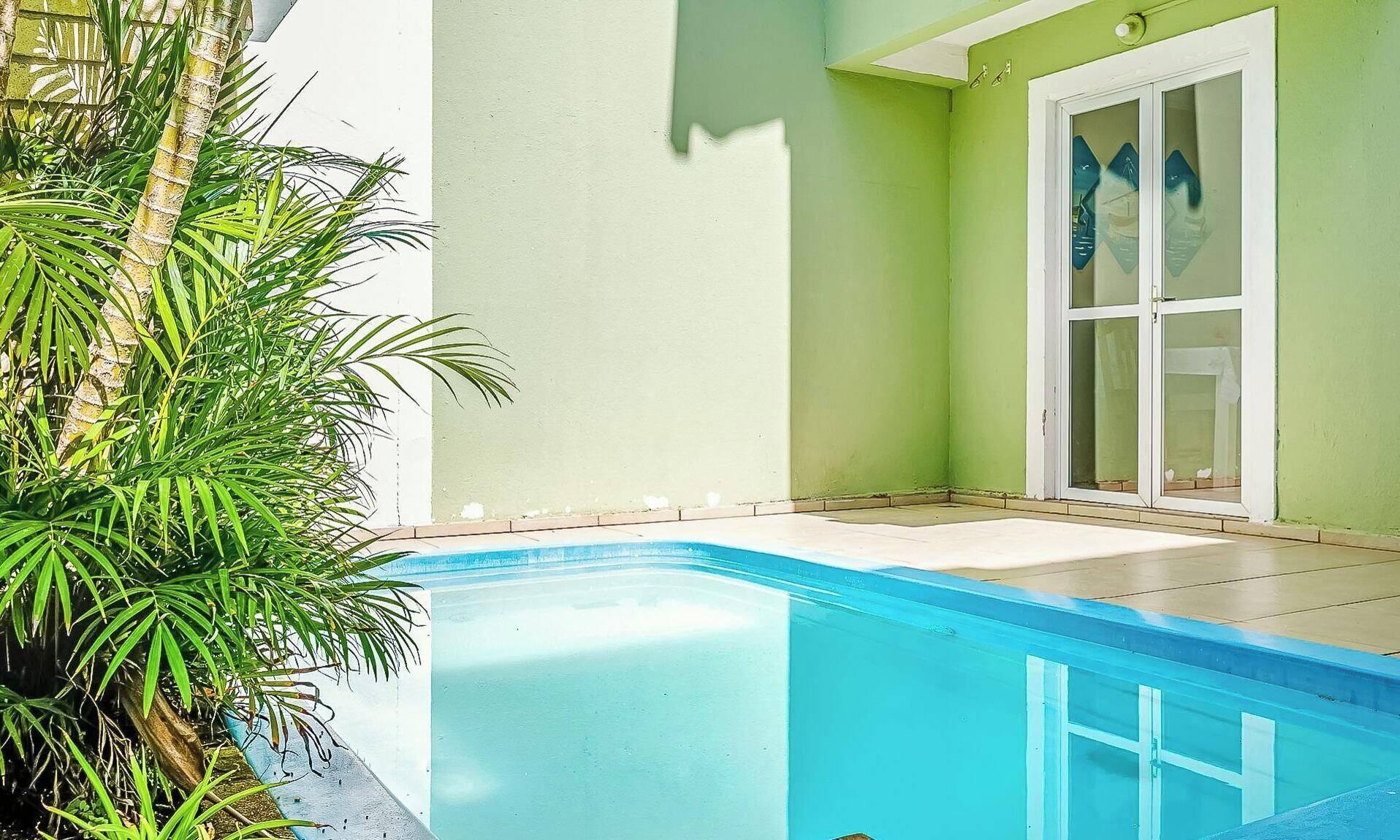 Vila básica | Piscina | Piscina externa