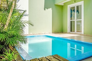 Basic Villa | Pool