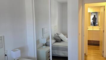 1 soverom, wi-fi (inkludert) og sengetøy