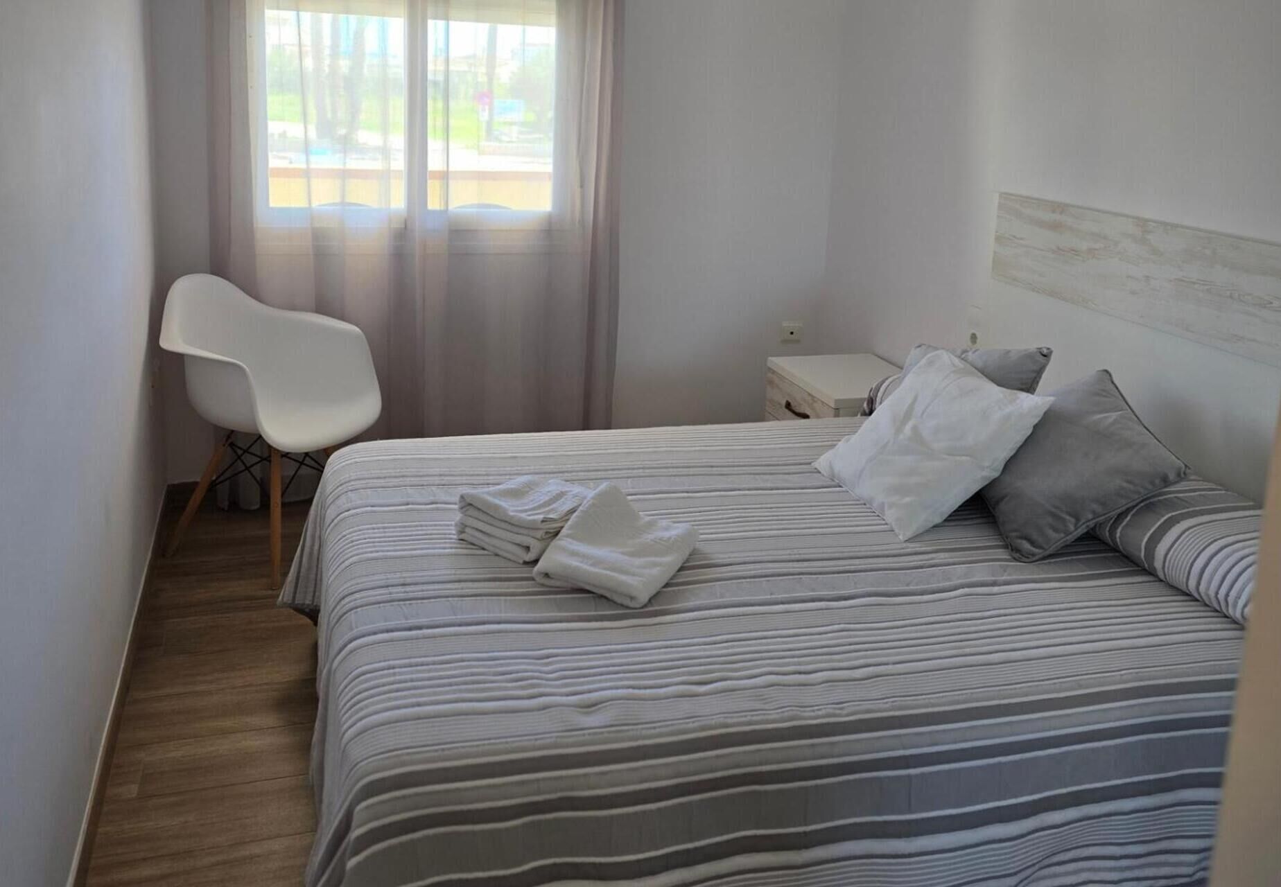 1 bedroom, WiFi (free), bed sheets