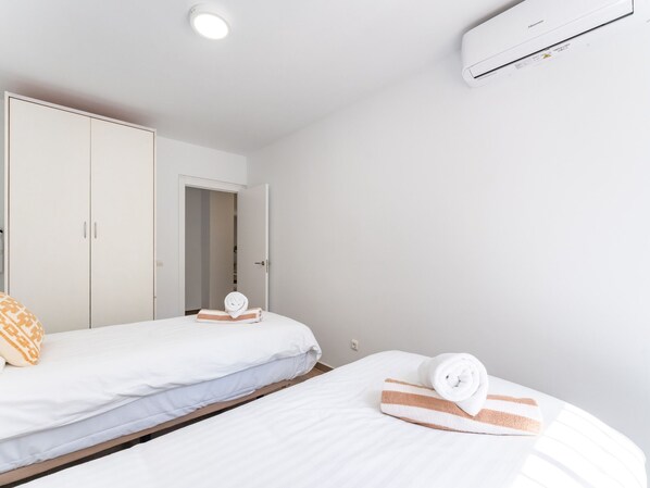 2 bedrooms, free WiFi, bed sheets