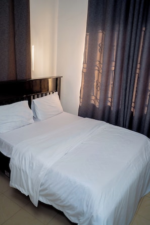 1 bedroom, iron/ironing board, WiFi