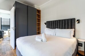 1 bedroom, in-room safe, iron/ironing board, Internet
