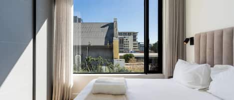 1 bedroom, in-room safe, iron/ironing board, Internet