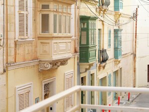 บริเวณภายนอก