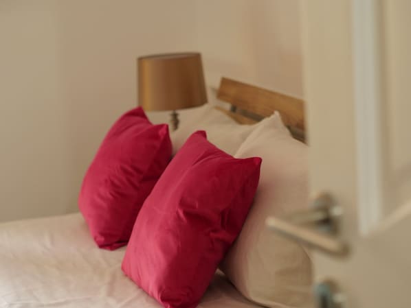 Comfort Apartment, Balcony, City View | Blackout curtains, iron/ironing board, free WiFi