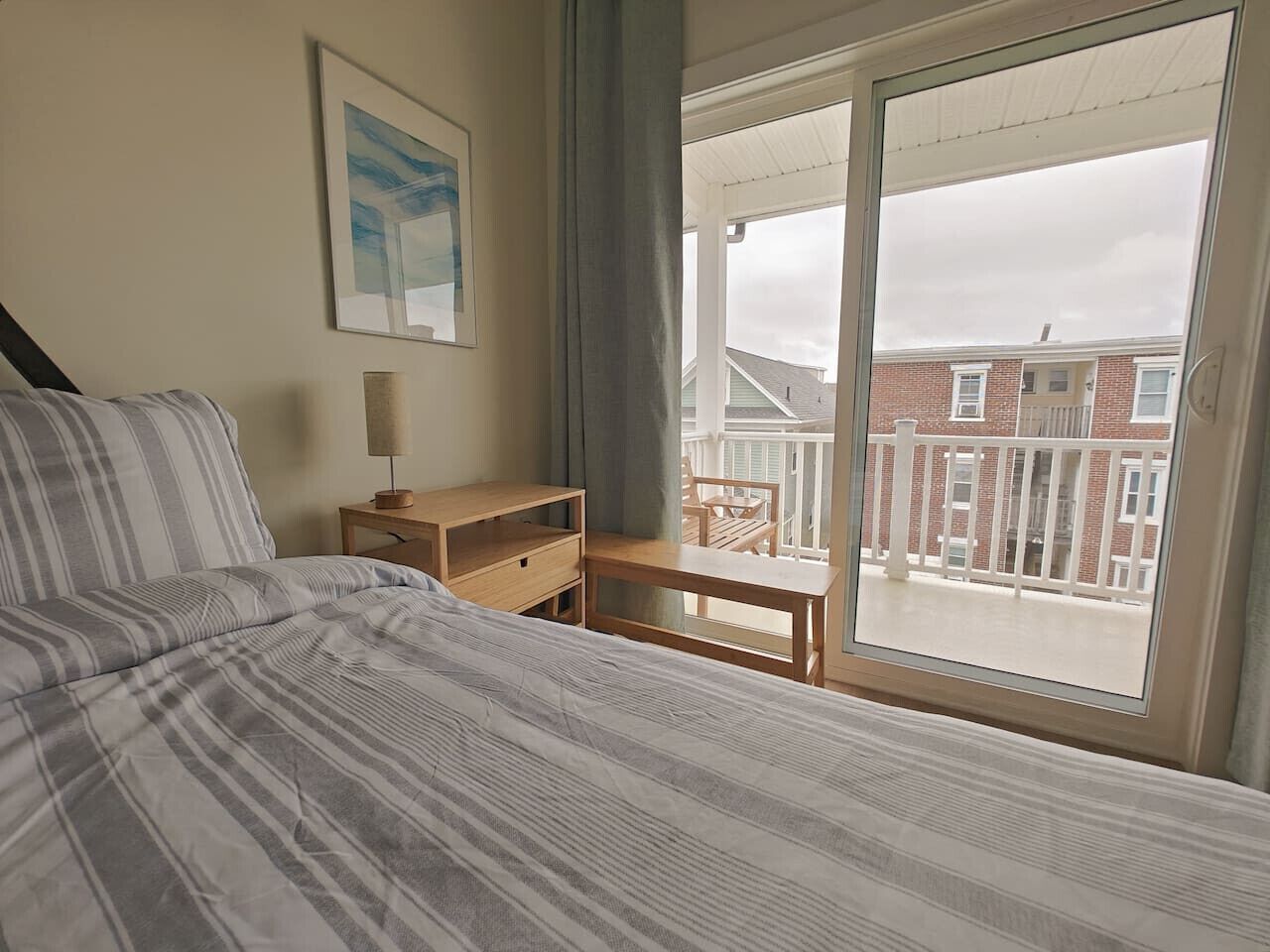 3 bedrooms, desk, WiFi