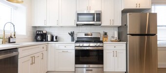 Amazing all new 1fl condo> Steps to The Beach