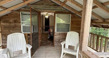 Direct Windrock trail access Breathtaking views right from your bedroom sleeps 4