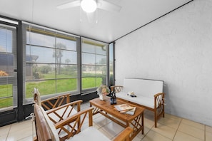 Lägenhet - 1 queensize-säng (Cozy townhouse centrally located on t) | Interiör