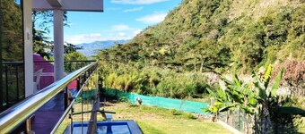 Family cottage with swimming pool, barbecue, WiFi, enjoy nature!