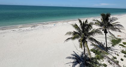 Don Pedro Island: Canal-Front Home w. dock and 5-Min to Fla’s Most Private Beach