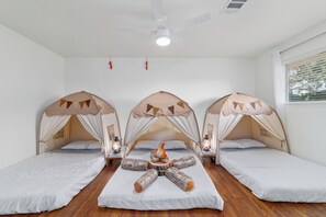 5 Schlafzimmer, kostenloses WLAN, Rollstuhlgeeignet