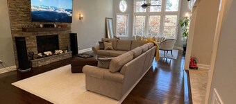 RYDER CUP Rental Don't Miss out! 15 mins from BETHPAGE BLACK.Large relaxing Home
