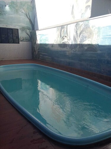 Renting a Party House for the 2025 PEON PARTY Season