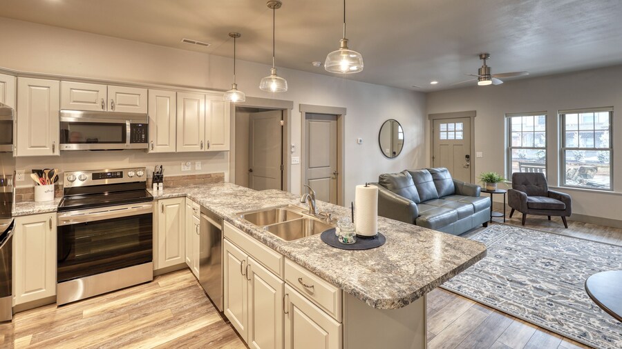 Thomas Jefferson Inspired Condo Near Mt Rushmore