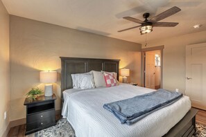 Apartment | 2 bedrooms - Roosevelt s Retreat A Rough Rider s Haven (Rapid City)