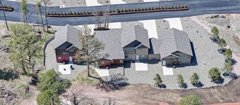 Black Hills Retreat-hardrocker Haven