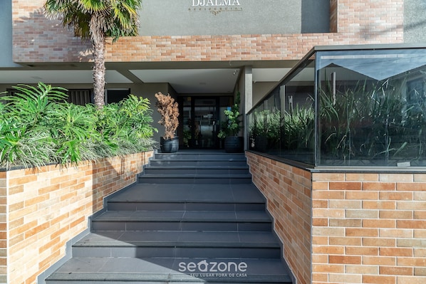 Exterior detail - DRL - Apartments 300m From Bombinhas Beach (Bombinhas)