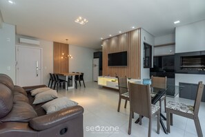 Basic Apartment | Interior - DRL - Apartments 300m From Bombinhas Beach (Bombinhas)